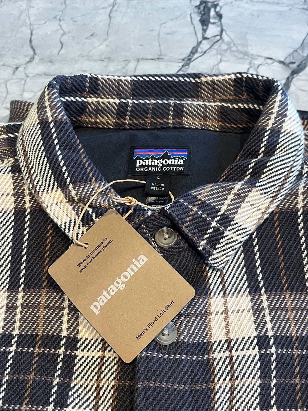NWT! Patagonia Men's Fjord Loft Shirt!